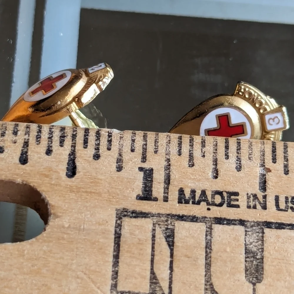 Red Cross Blood Donor 2, 3, gallon gold plated tack pin backs